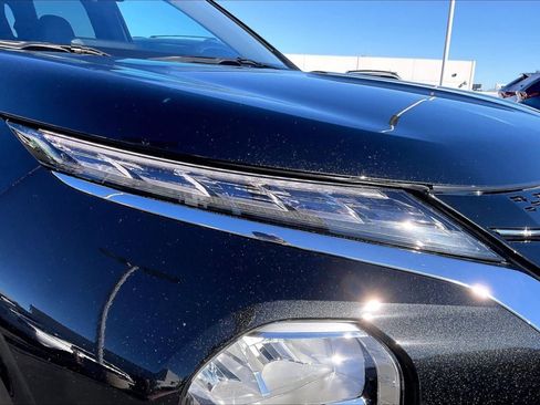 Used 2024 Mitsubishi Outlander SE image 23