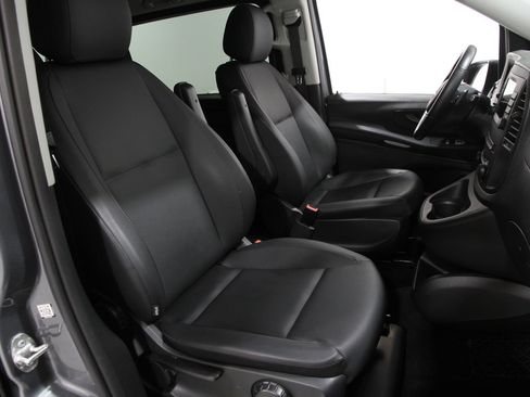 Used 2023 Mercedes-Benz Metris Passenger image 15