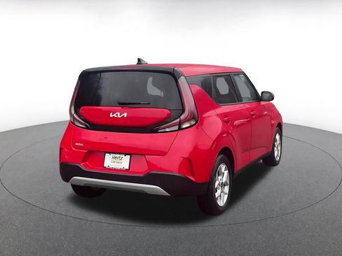 Used 2025 Kia Soul LX w/ LX Technology Package image 14