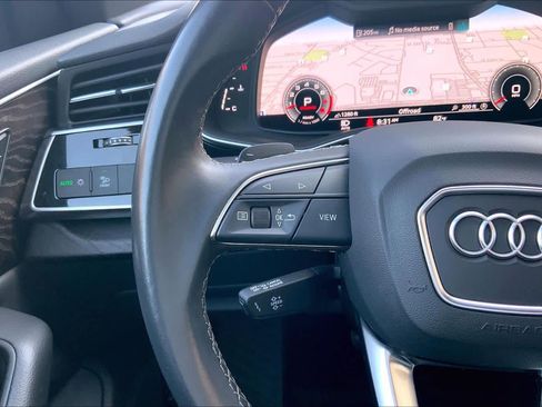 Used 2021 Audi Q8 Premium AWD/4WD image 24
