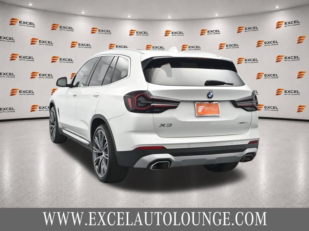 Used 2023 BMW X3 sDrive30i w/ Premium Package RWD image 3