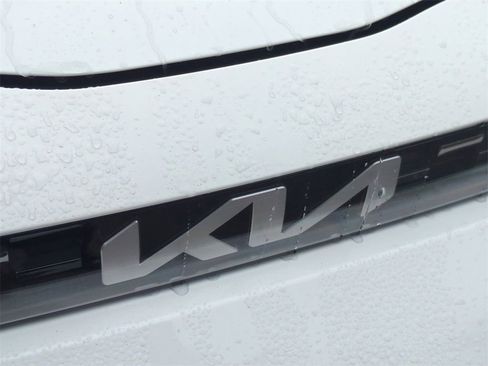 Used 2025 Kia Soul S image 28