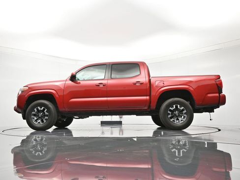 Used 2021 Toyota Tacoma SR w/ SR Convenience Package image 43