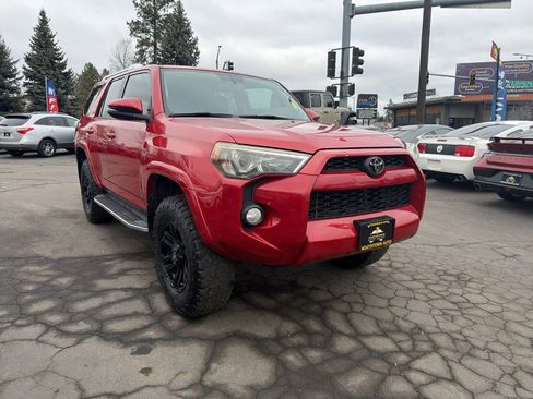 Used 2014 Toyota 4Runner SR5 Premium image 8