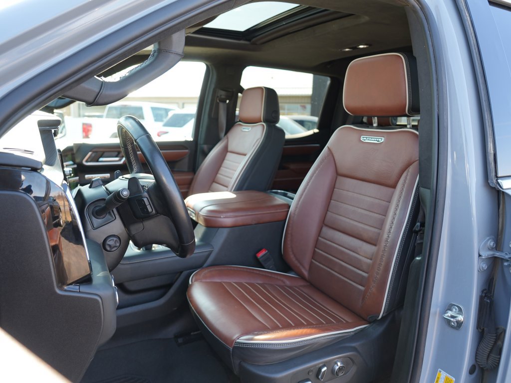 Used 2025 GMC Sierra 1500 Denali Ultimate AWD/4WD image 12