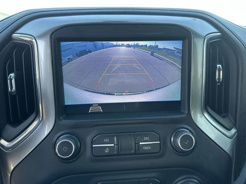 Used 2020 Chevrolet Silverado 1500 LT image 14