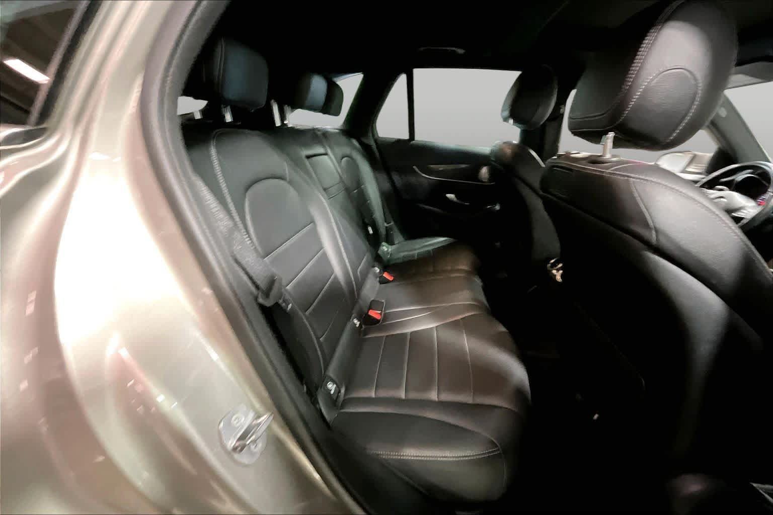 Used 2019 Mercedes-Benz GLC 300 4MATIC image 20