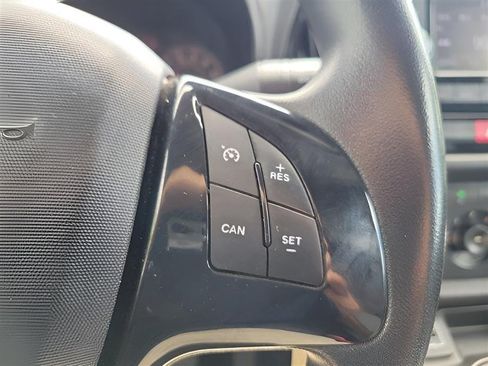 Used 2018 RAM ProMaster City Tradesman FWD image 12