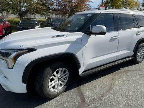 Certified 2023 Toyota Sequoia SR5 w/ SR5 Premium Package image 4