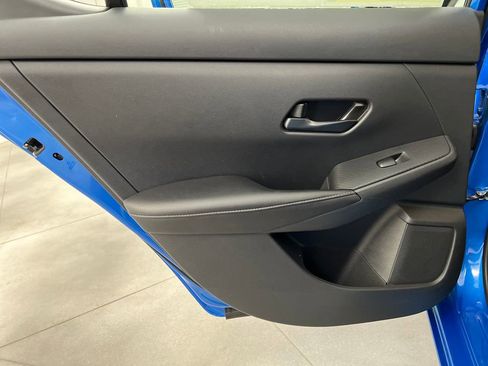 Used 2025 Nissan Sentra SV FWD image 14