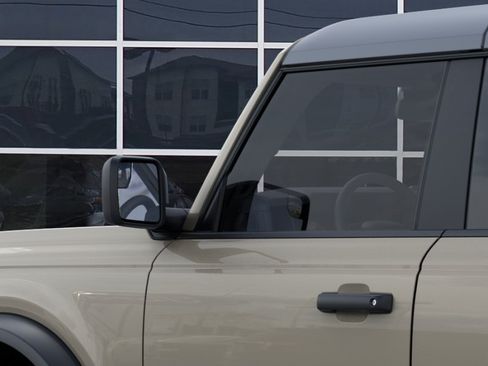 New 2025 Ford Bronco 4-Door AWD/4WD image 22