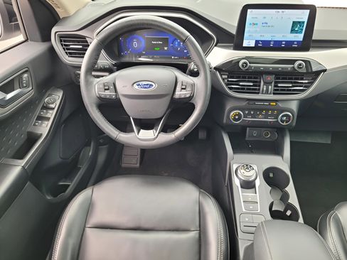 Used 2020 Ford Escape SE Sport image 17