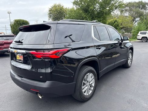 Used 2023 Chevrolet Traverse LT FWD image 5