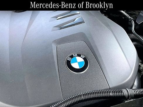 Used 2025 BMW X5 xDrive40i w/ M Sport Package AWD/4WD image 32