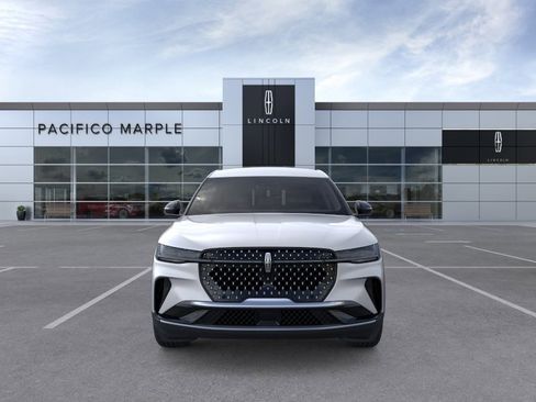 New 2026 Lincoln Nautilus Premier AWD/4WD image 6