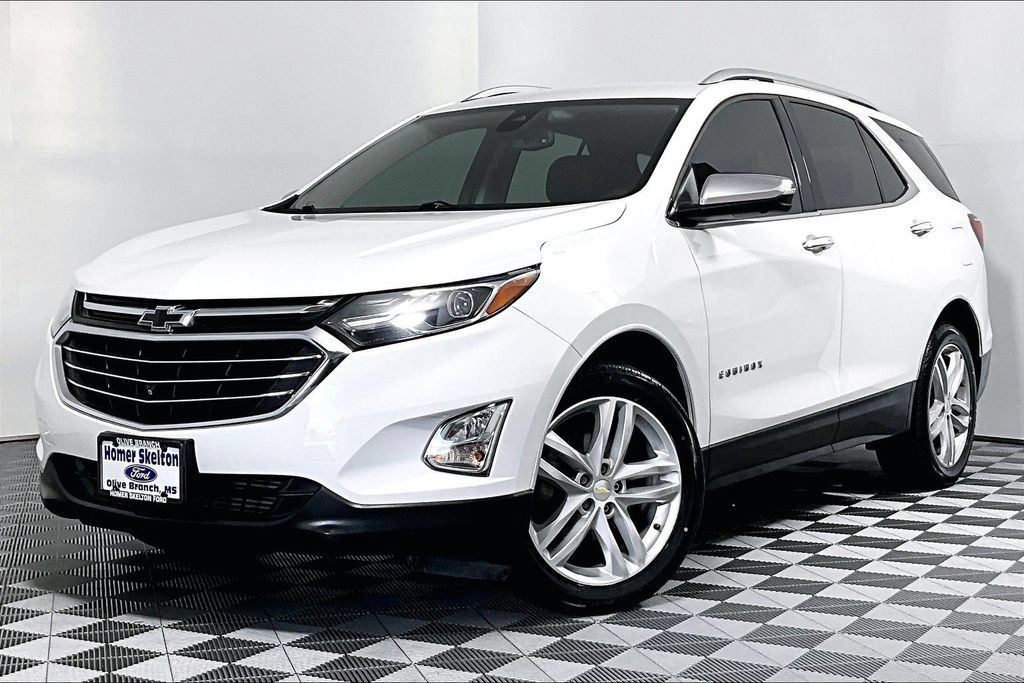 Used 2019 Chevrolet Equinox Premier FWD image 2