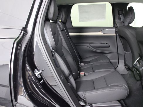 New 2025 Volvo EX90 Plus w/ Protection Package Premier image 11