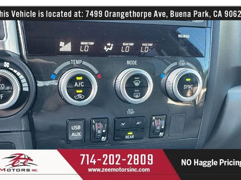 Used 2019 Toyota Sequoia Platinum w/ Carpet Mat Package (TMS) AWD/4WD image 38