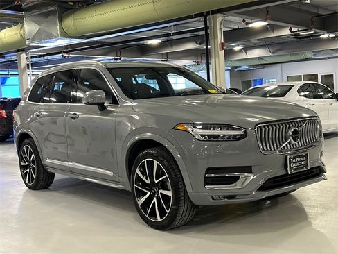 Certified 2024 Volvo XC90 B5 Plus w/ Protection Package image 1