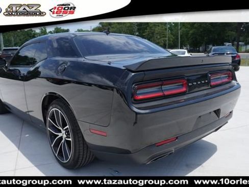 Used 2018 Dodge Challenger R/T Scat Pack RWD image 5