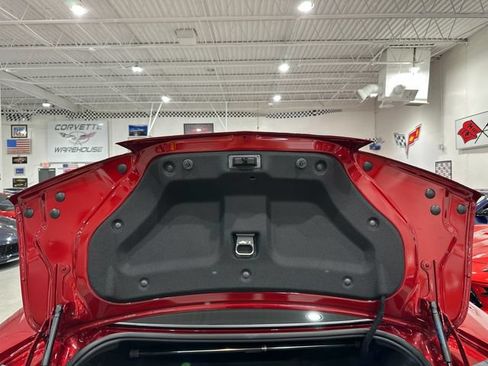 Used 2022 Chevrolet Camaro LT RWD image 25