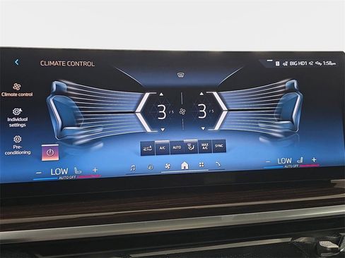 New 2026 BMW X5 sDrive40i w/ Premium Package RWD image 16