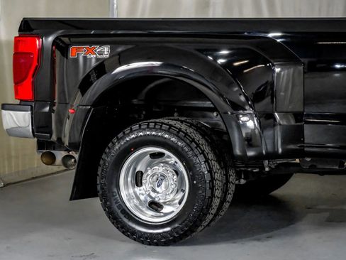 Used 2020 Ford F350 Lariat w/ Lariat Ultimate Package image 6