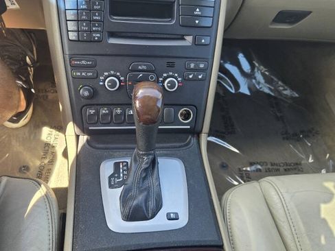 Used 2013 Volvo XC90 3.2 AWD/4WD image 22