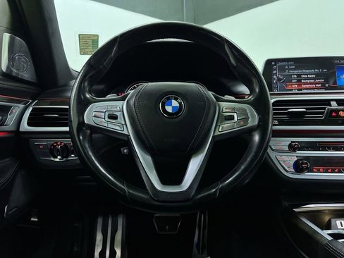 Used 2016 BMW 750i xDrive AWD/4WD image 19