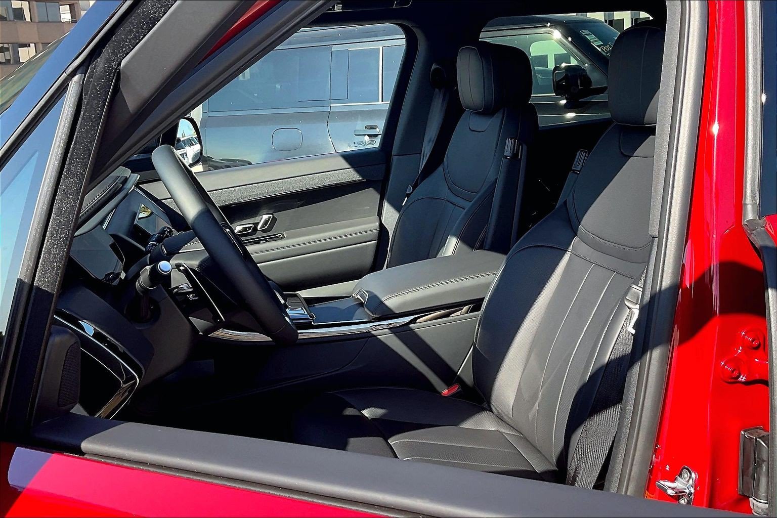 New 2026 Land Rover Range Rover Sport SE AWD/4WD image 16