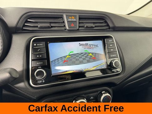 Used 2024 Nissan Versa S w/ Trunk Package image 3