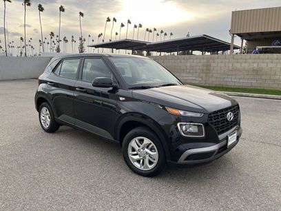 New 2026 Hyundai Venue SE