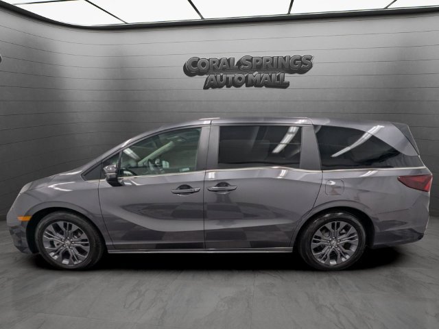 Used 2026 Honda Odyssey Touring image 4