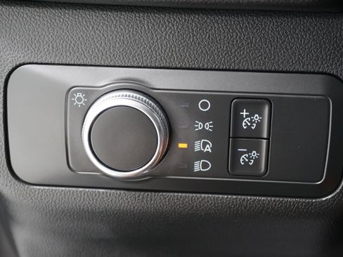 Used 2021 Ford Escape SE w/ SE Sport Appearance Package image 20