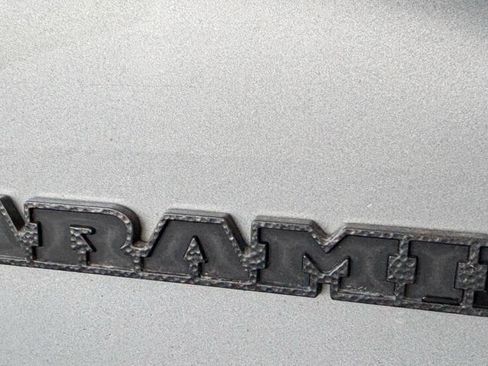 Used 2021 RAM 2500 Laramie AWD/4WD image 9