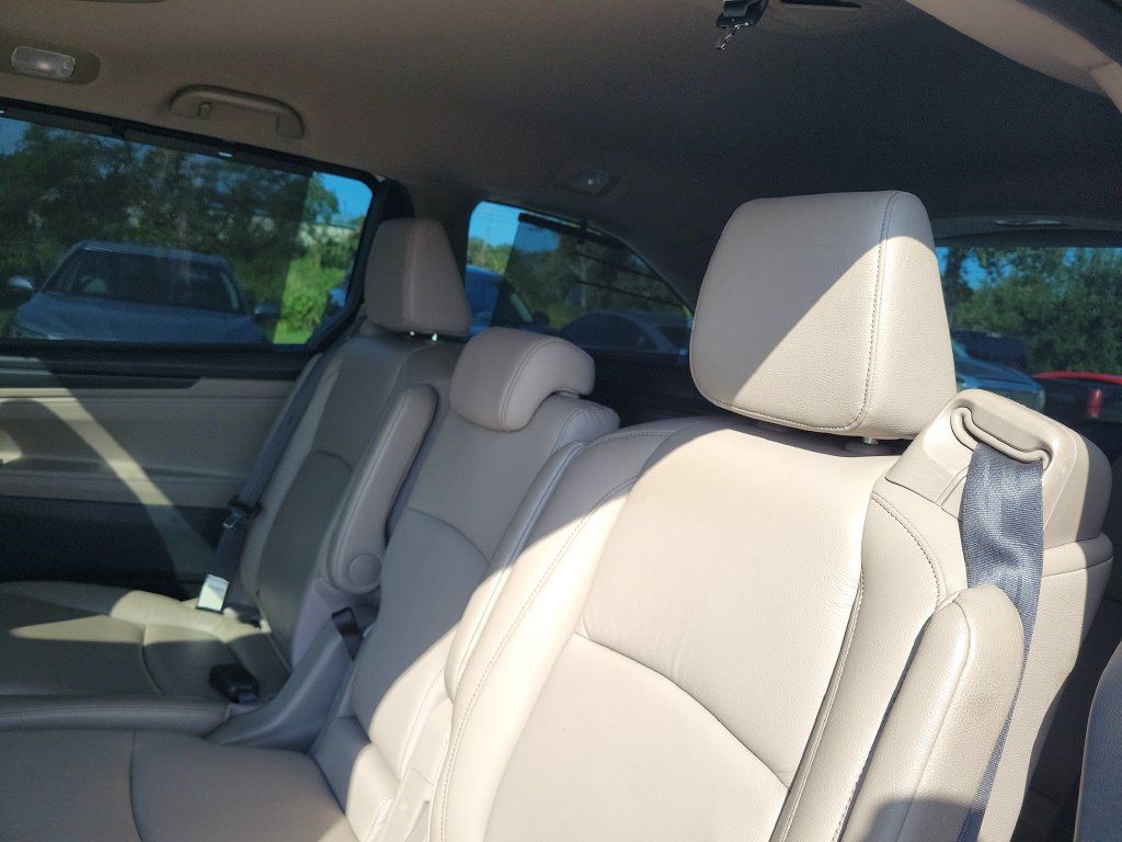 Used 2021 Honda Odyssey Touring image 22