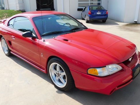 Used 1995 Ford Mustang GT RWD image 36