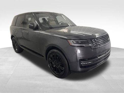 New 2026 Land Rover Range Rover SE image 3