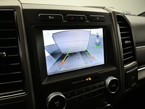 Certified 2020 Ford Expedition XLT w/ Equipment Group 202A image 16