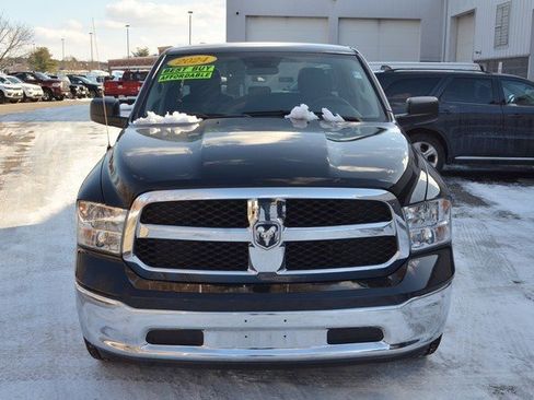 Used 2024 RAM 1500 Classic SLT image 3