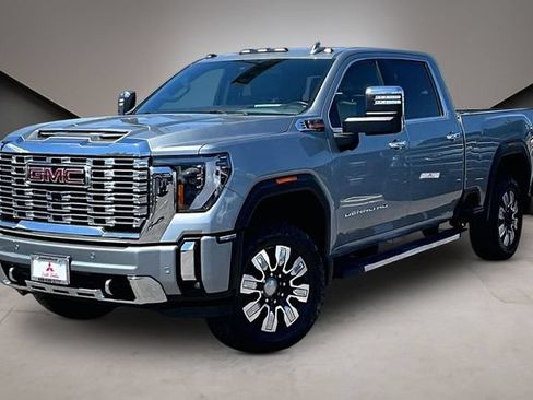 Used 2024 GMC Sierra 3500 Denali w/ Denali Reserve Package AWD/4WD image 1