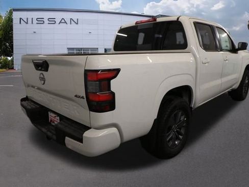New 2025 Nissan Frontier SV w/ SV Convenience Package image 18
