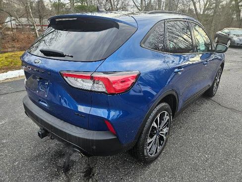 Certified 2022 Ford Escape SEL w/ SEL Stealth AWD Package image 5