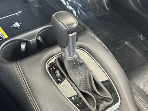 Certified 2024 Honda HR-V EX-L image 23