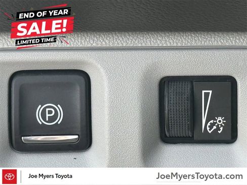 Used 2017 GMC Acadia SLT image 23