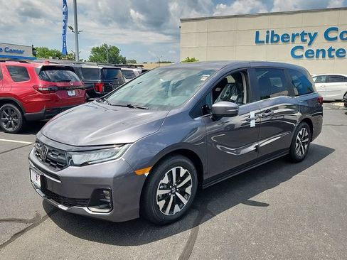 New 2026 Honda Odyssey EX-L image 3
