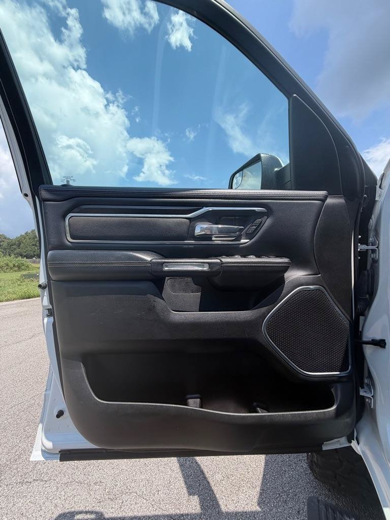 Used 2022 RAM 1500 Laramie w/ Laramie Southwest Edition AWD/4WD image 8