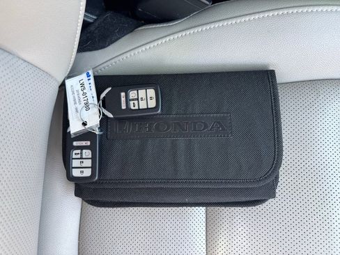 Used 2019 Honda Accord Touring image 40