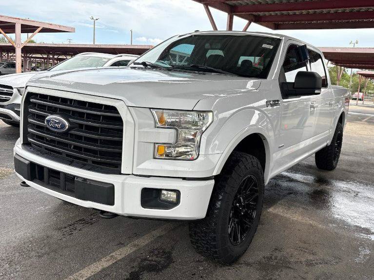 Used 2016 Ford F150 XLT w/ Equipment Group 302A Luxury AWD/4WD image 1