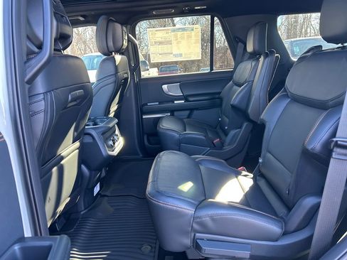New 2026 Ford Expedition Tremor image 31